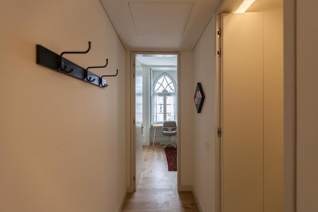 Apartment Flh Av. Liberdade Stunning With Balcony & Parking *